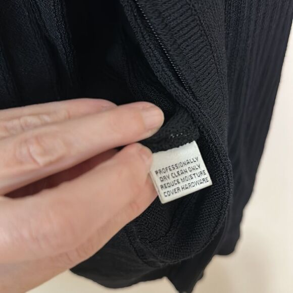 St John Basics Zip Up Cardigan Sweater - Picture 3 of 6